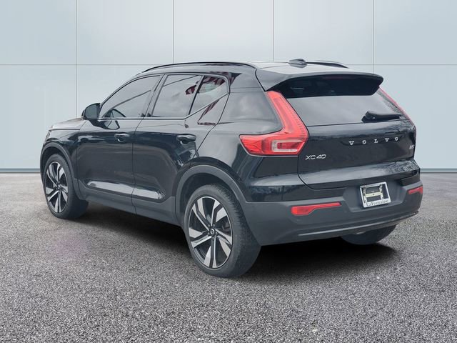 Certified 2023 Volvo XC40 B5 Plus w/ Driver Assist Package AWD/4WD image 6