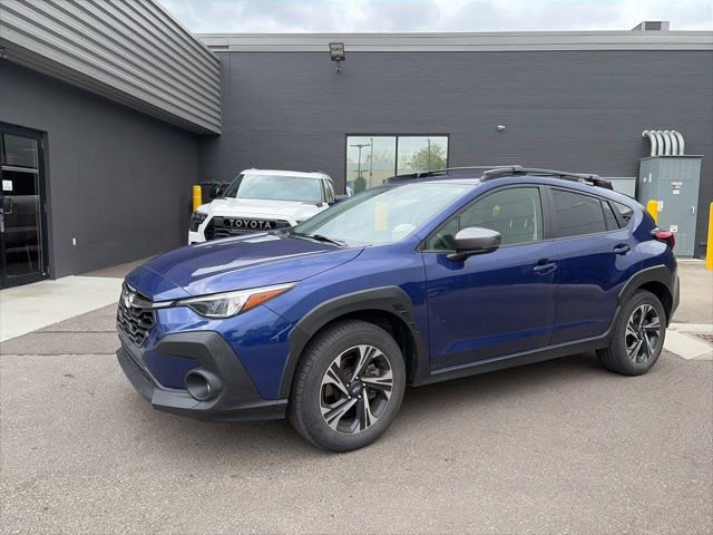 Used 2024 Subaru Crosstrek 2.0i Premium AWD/4WD image 5