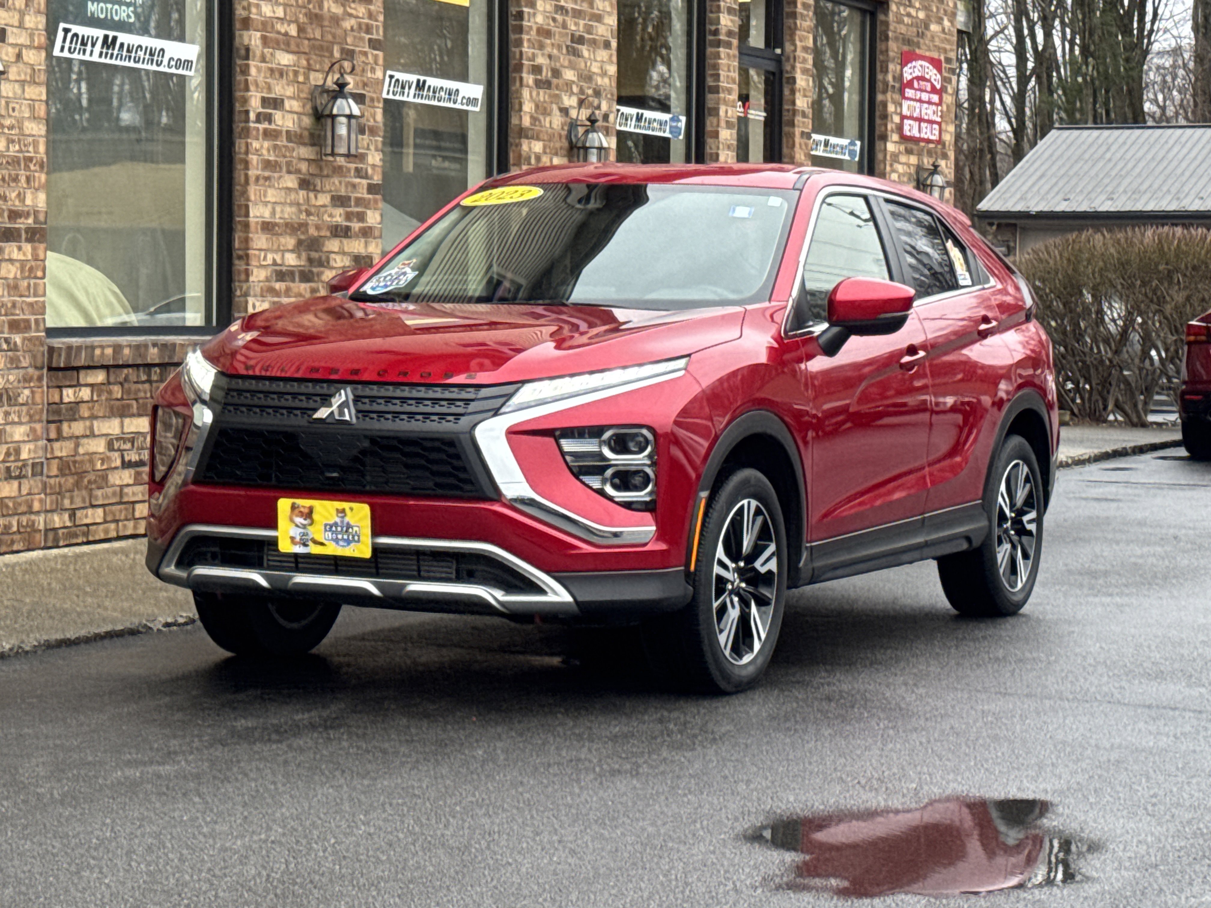 Used 2023 Mitsubishi Eclipse Cross SE image 1