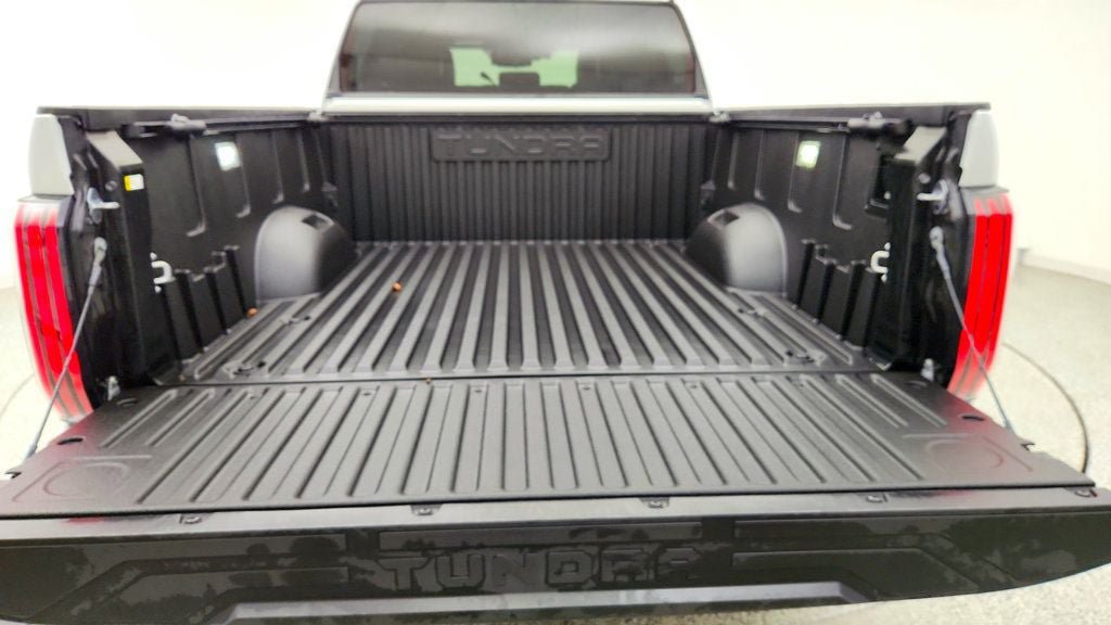 Used 2025 Toyota Tundra Platinum AWD/4WD image 19