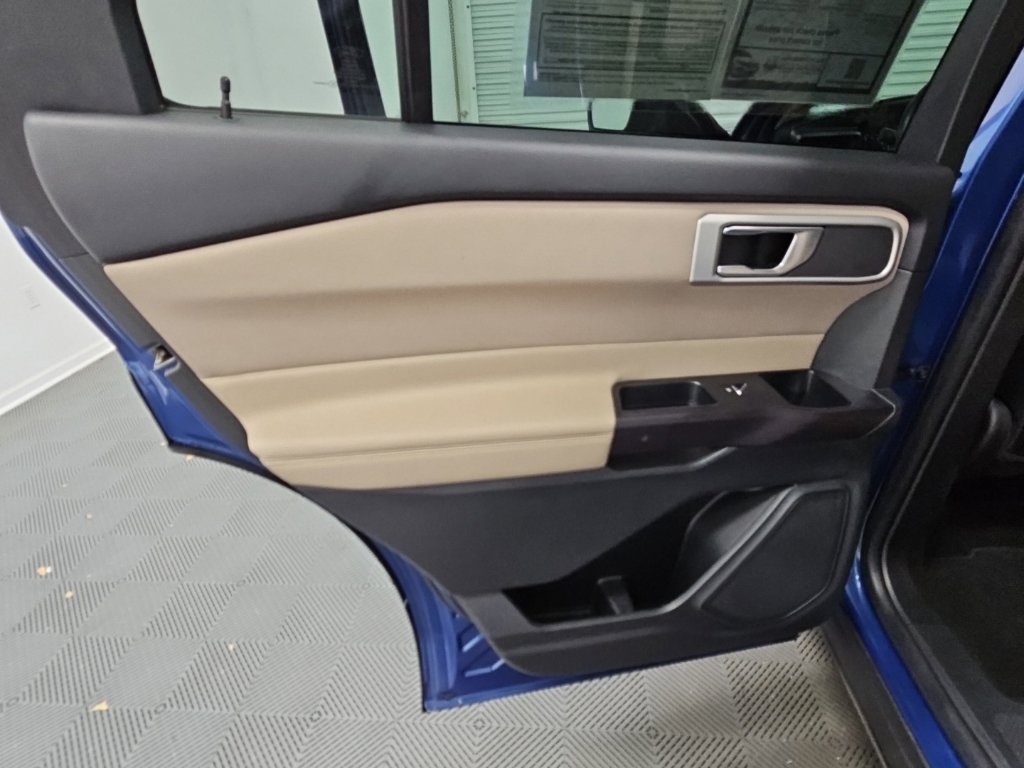 Used 2020 Ford Explorer XLT RWD image 33