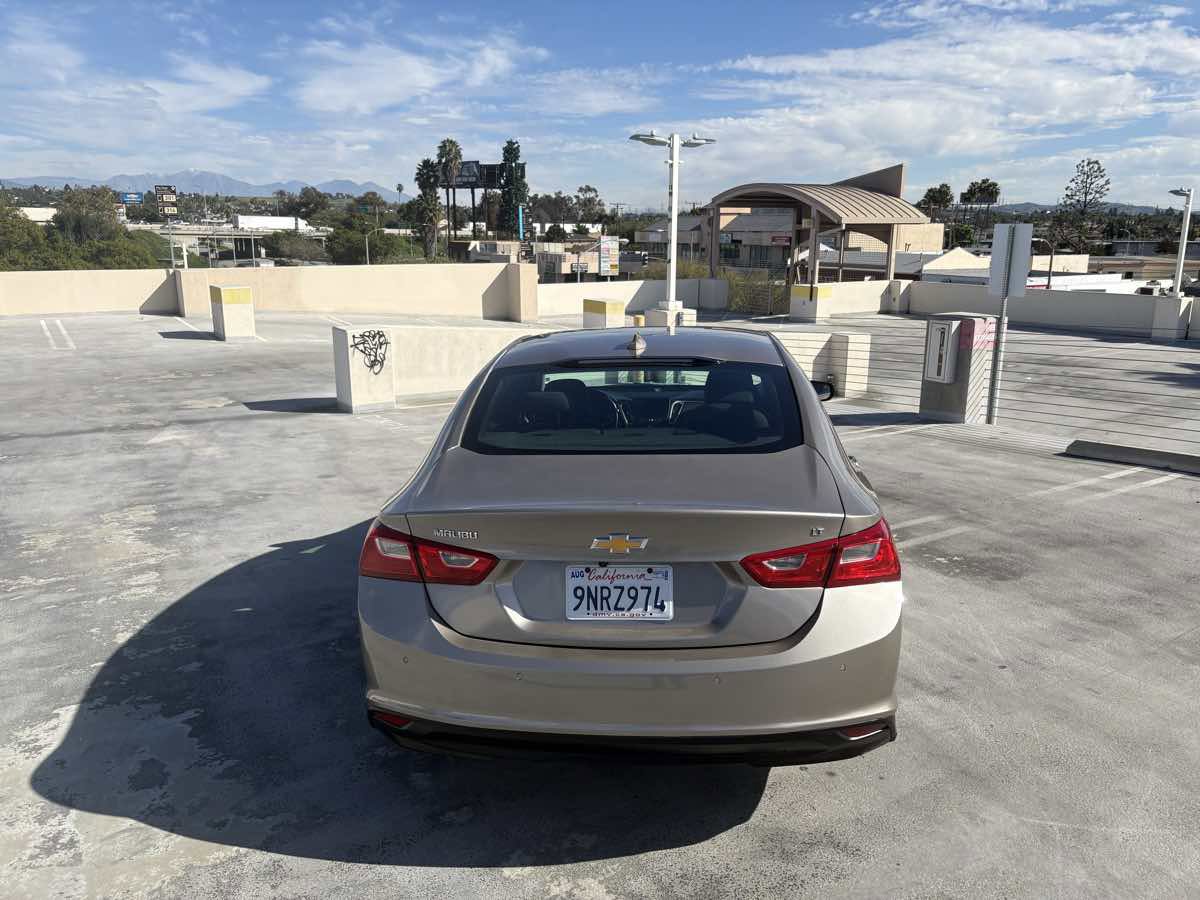 Used 2025 Chevrolet Malibu LT image 31