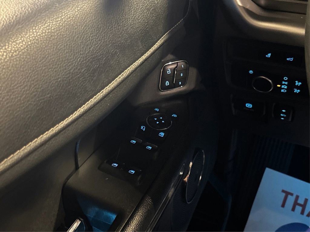 Used 2024 Ford Expedition XLT image 37