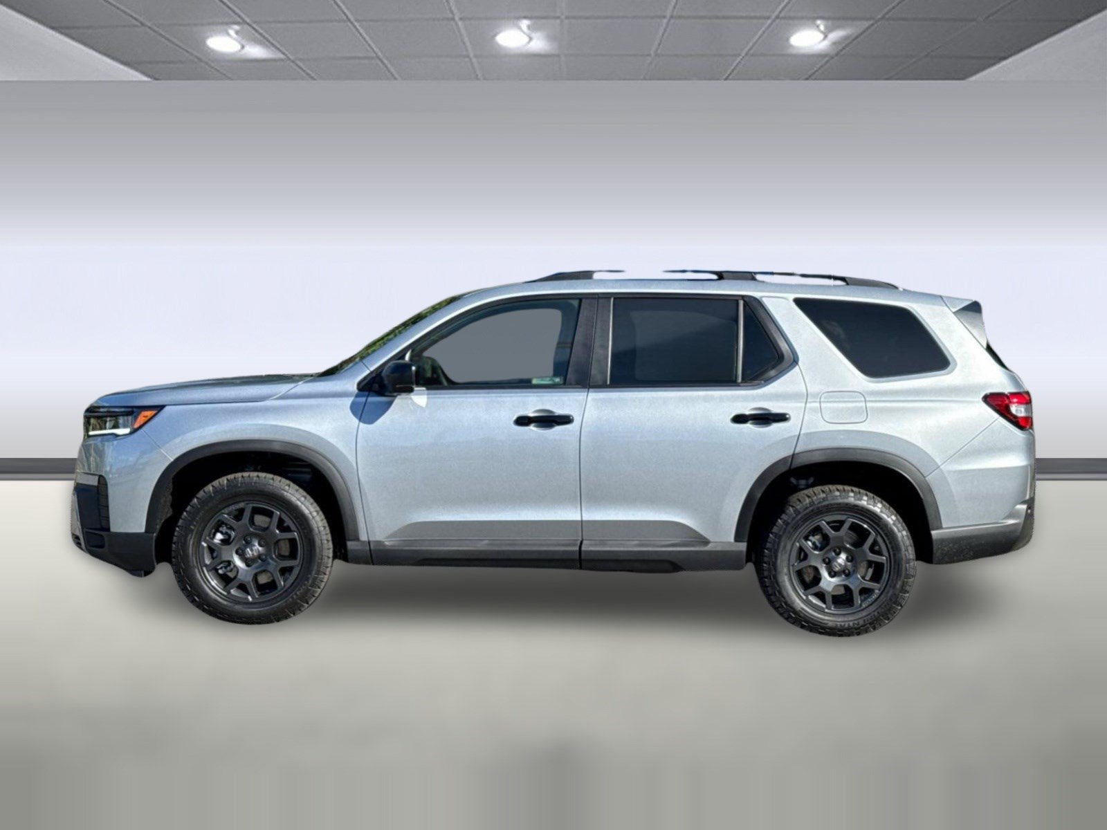New 2026 Honda Pilot TrailSport image 2