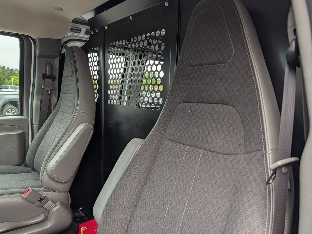 Used 2024 GMC Savana 2500 w/ Driver Convenience Package RWD image 23