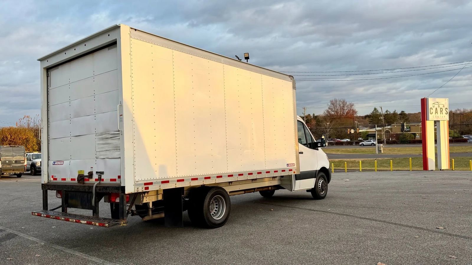 Used 2019 Mercedes-Benz Sprinter 170 image 4