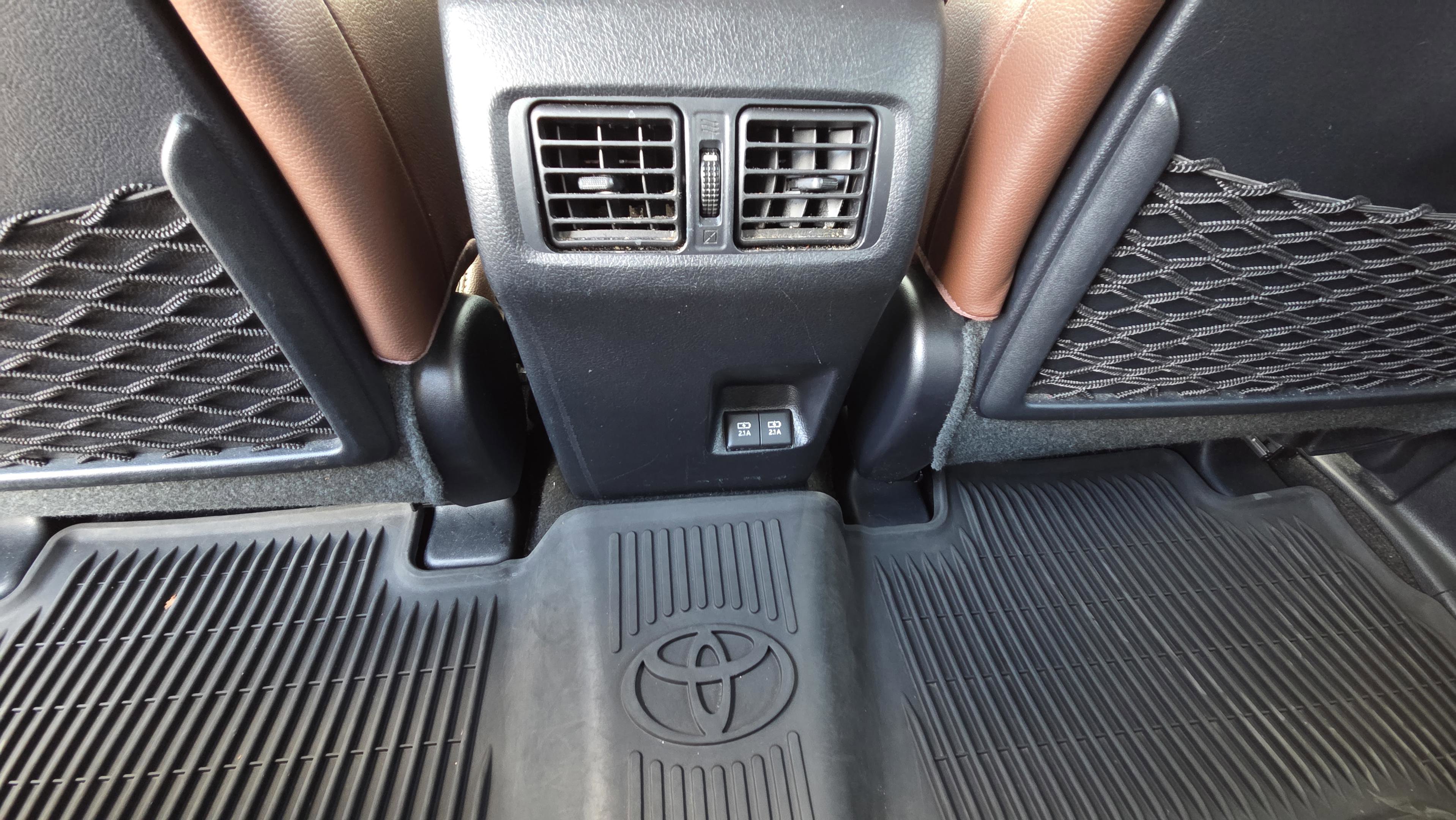 Certified 2022 Toyota 4Runner Limited AWD/4WD image 27