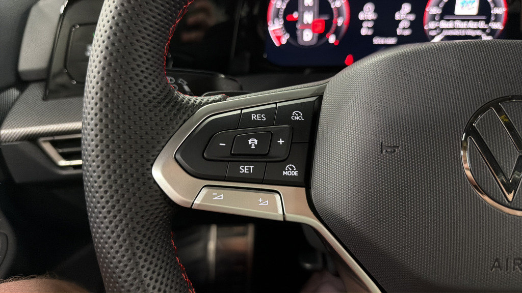 New 2026 Volkswagen GTI SE FWD image 23