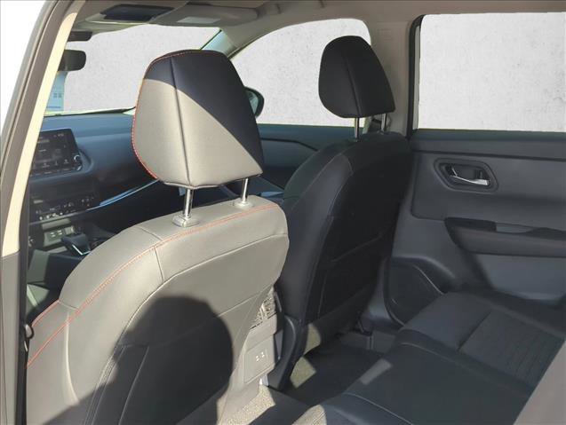 New 2026 Nissan Rogue SV AWD/4WD image 16
