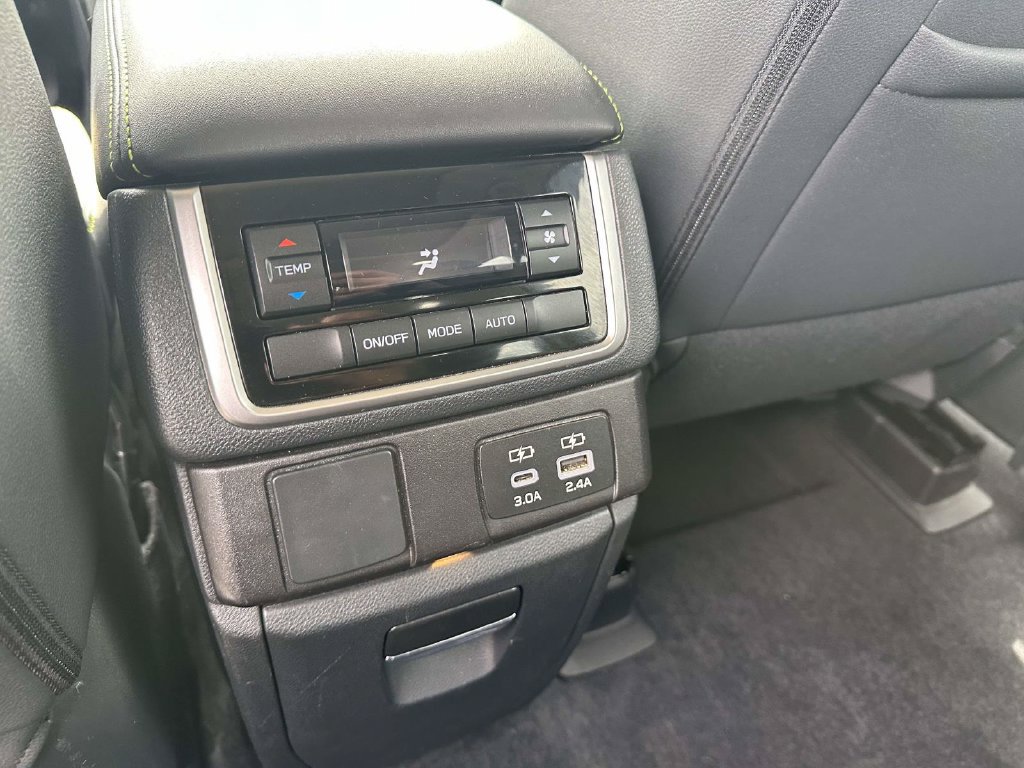 Used 2023 Subaru Ascent Onyx Edition AWD/4WD image 9