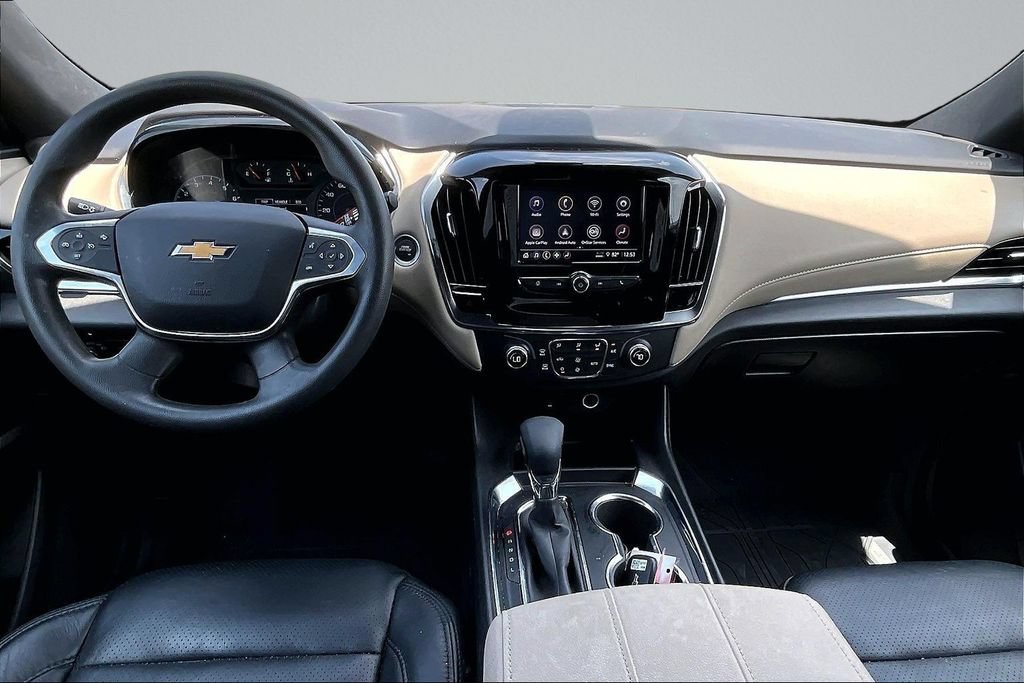 Used 2023 Chevrolet Traverse LS w/ Safety Package FWD image 13