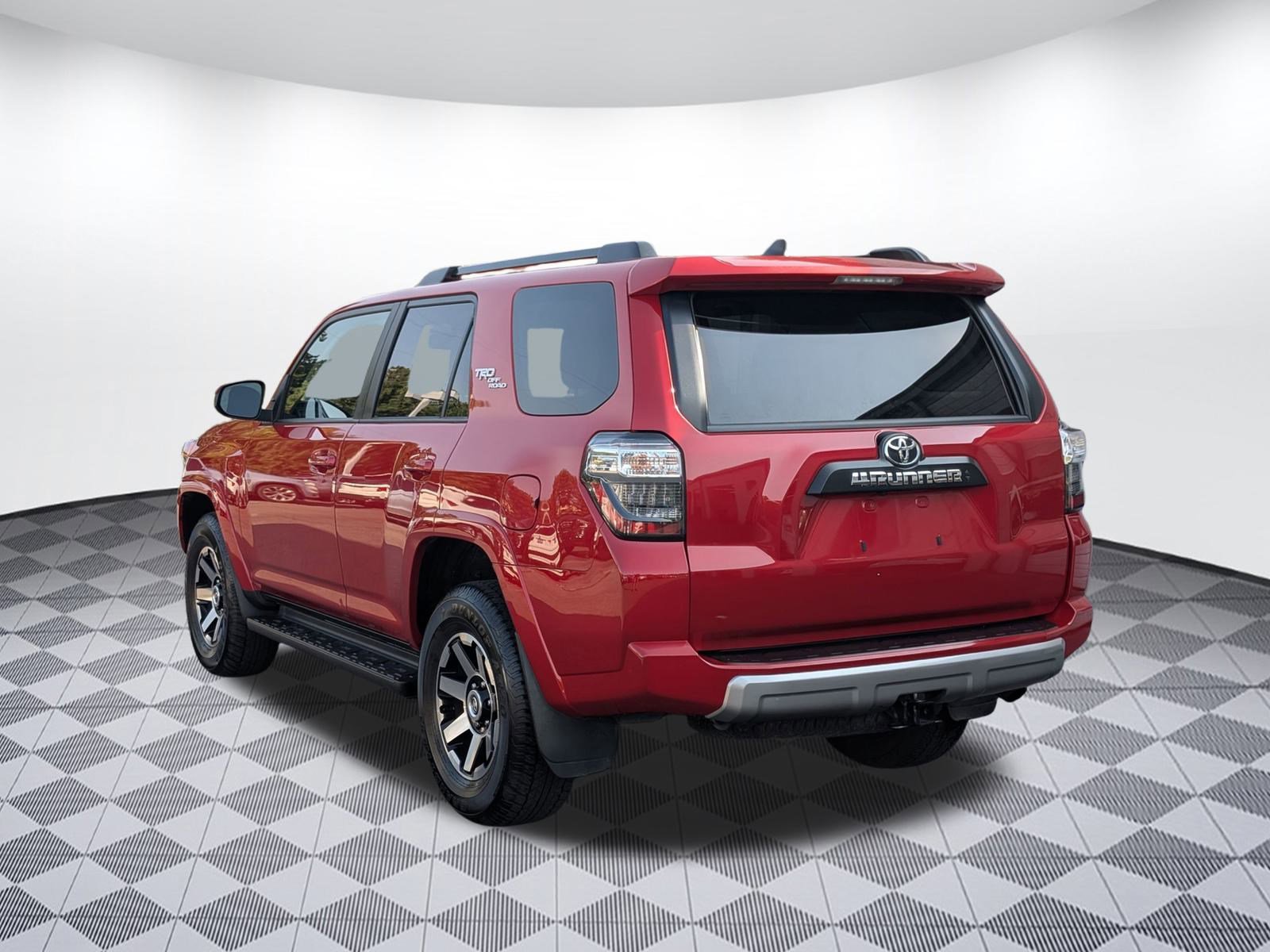Used 2024 Toyota 4Runner TRD Off-Road image 3