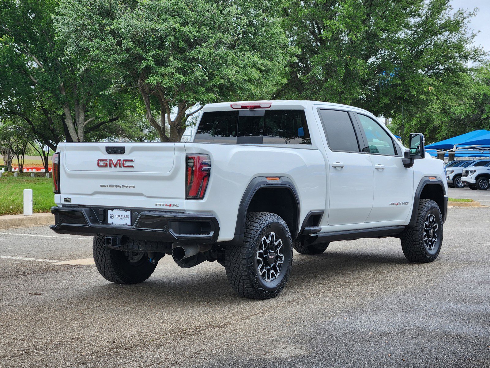Used 2026 GMC Sierra 2500 AT4X AWD/4WD image 5
