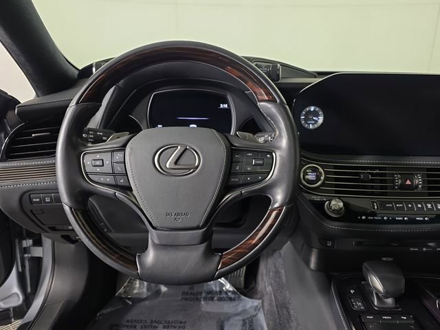 Certified 2022 Lexus LS 500 AWD w/ Interior Upgrade Package image 10