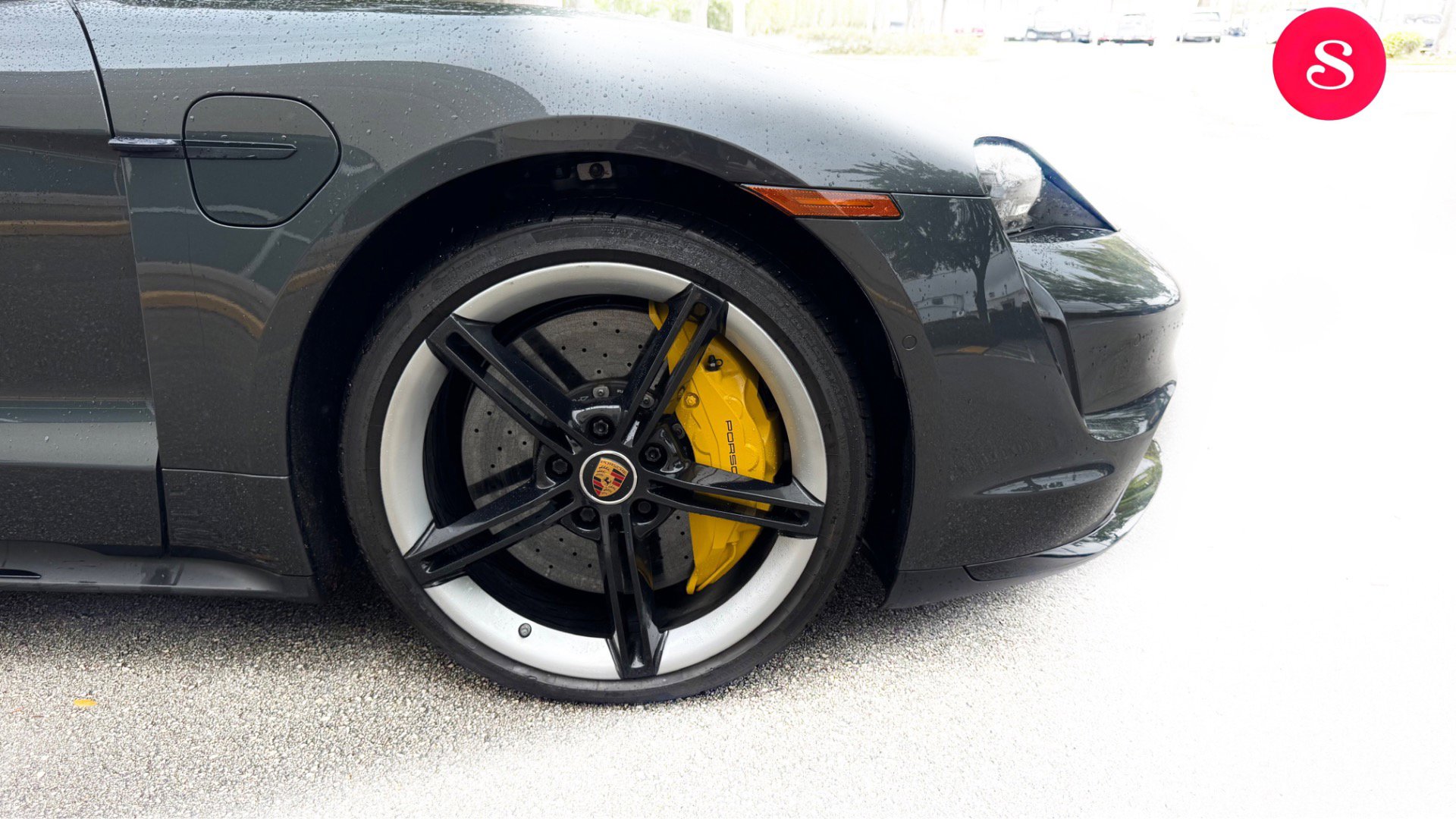 Used 2020 Porsche Taycan Turbo S image 12