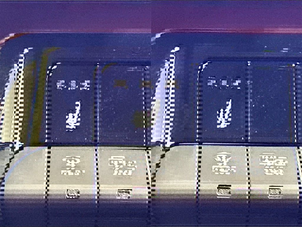 New 2026 Toyota Prius Plug-In Hybrid image 17