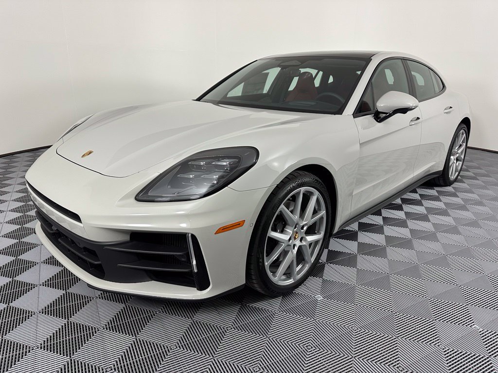 Used 2026 Porsche Panamera RWD image 7