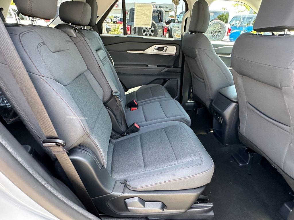 New 2026 Ford Explorer Active RWD image 20