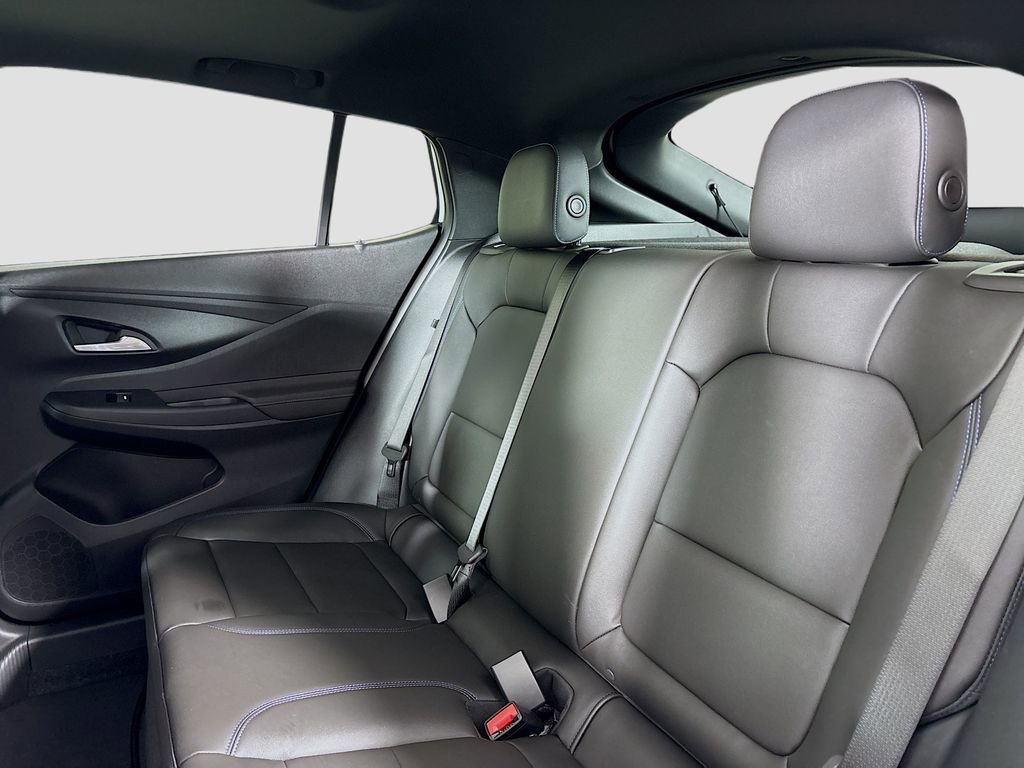 New 2026 Buick Envista Sport Touring w/ Convenience I Package FWD image 24