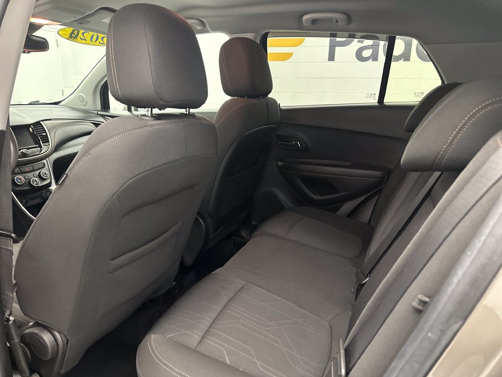 Certified 2020 Chevrolet Trax LT FWD image 26