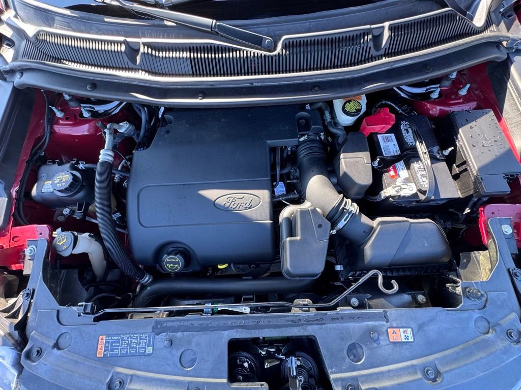 Used 2017 Ford Explorer XLT w/ Equipment Group 202A FWD image 38