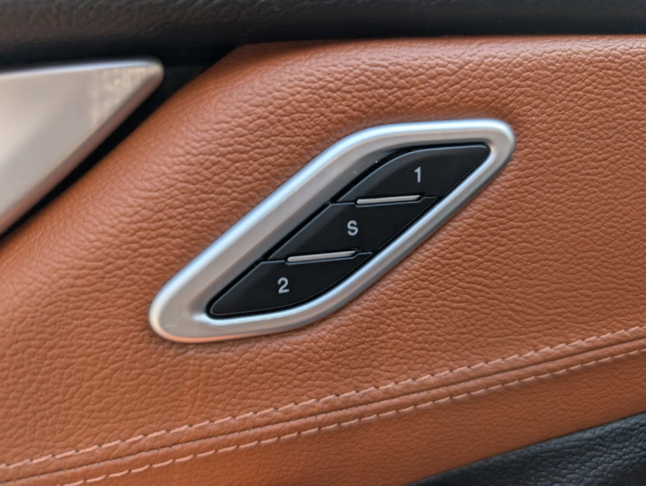 Used 2019 Maserati Levante image 30