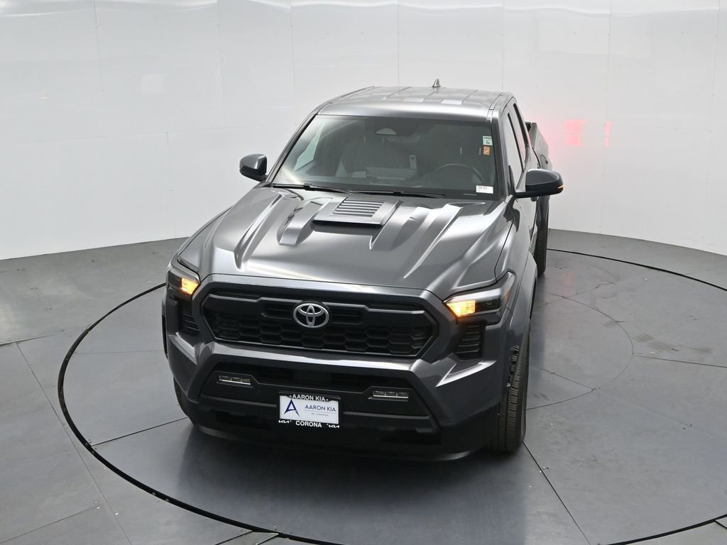 Used 2024 Toyota Tacoma TRD Sport w/ TRD Sport Upgrade Package image 36