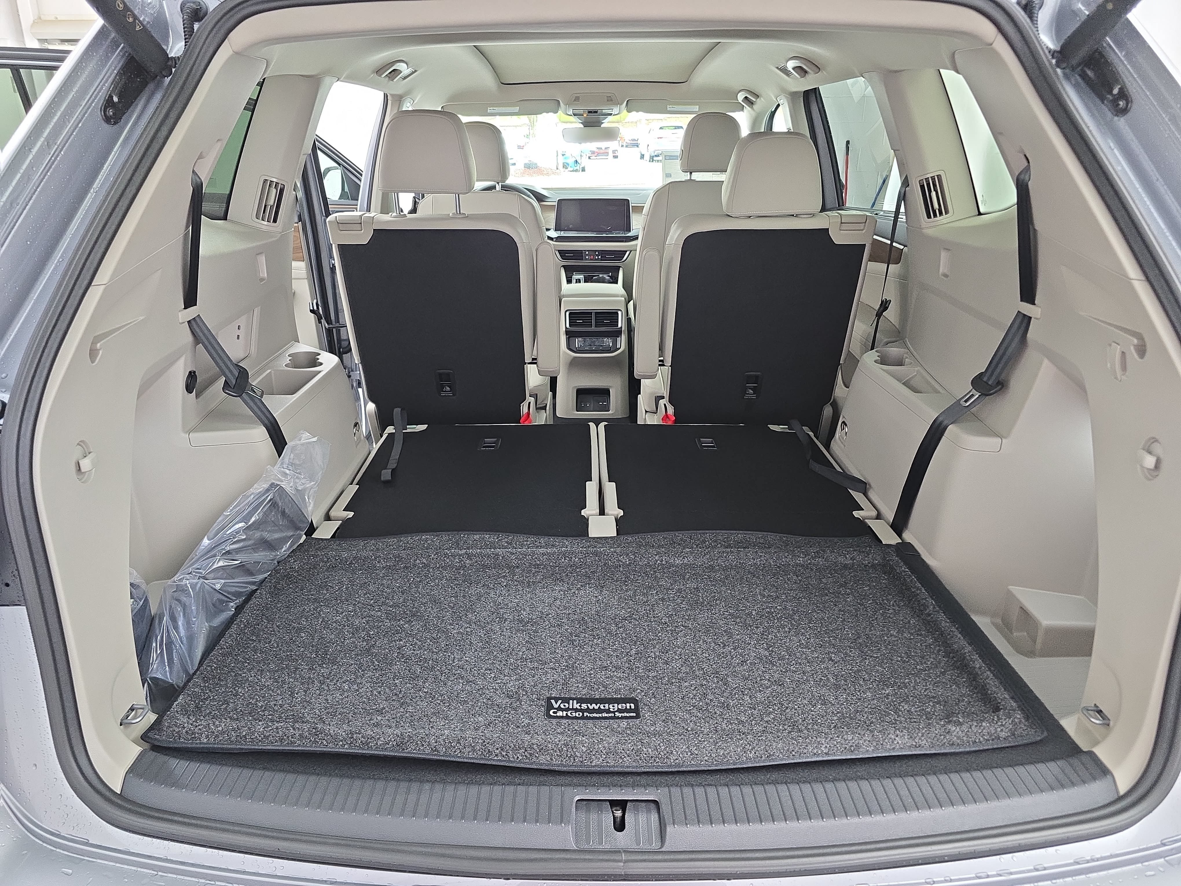 New 2026 Volkswagen Atlas SE FWD image 13