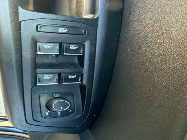 Used 2019 Volkswagen Atlas SE w/ Towing Package AWD/4WD image 18