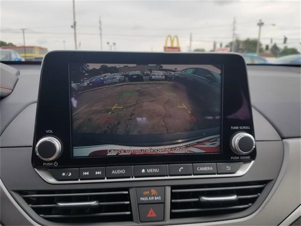 New 2025 Nissan Altima 2.5 SR image 13