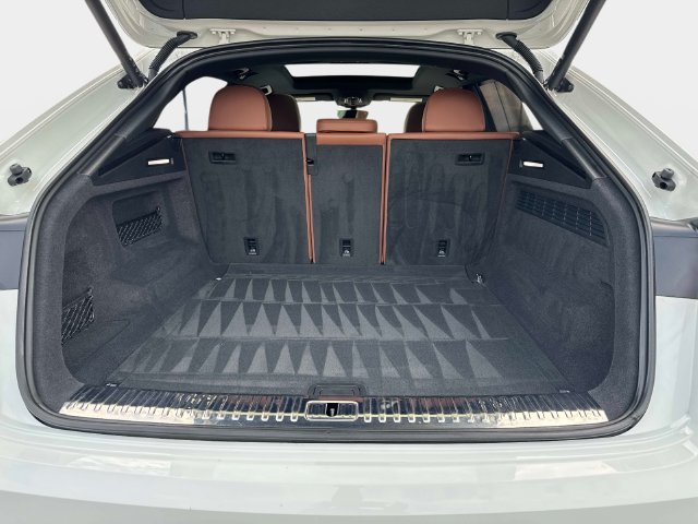 Used 2024 Audi Q8 Premium Plus w/ Premium Plus Package AWD/4WD image 5