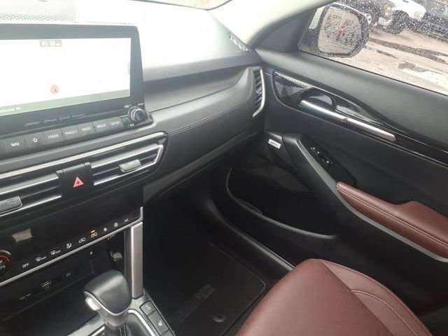 Used 2023 Kia Seltos SX w/ SX Sunroof Package image 22