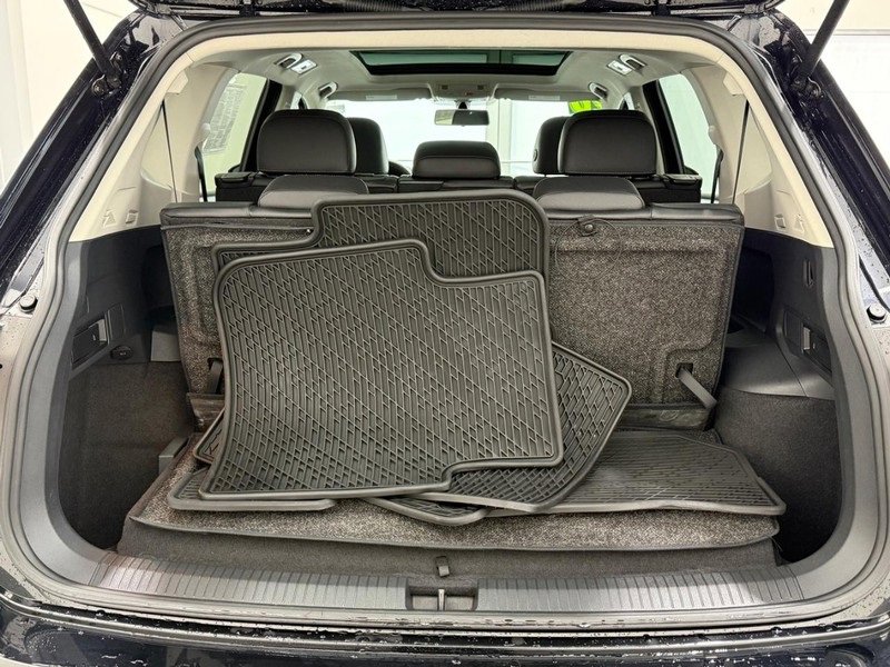 Used 2020 Volkswagen Tiguan SE image 5