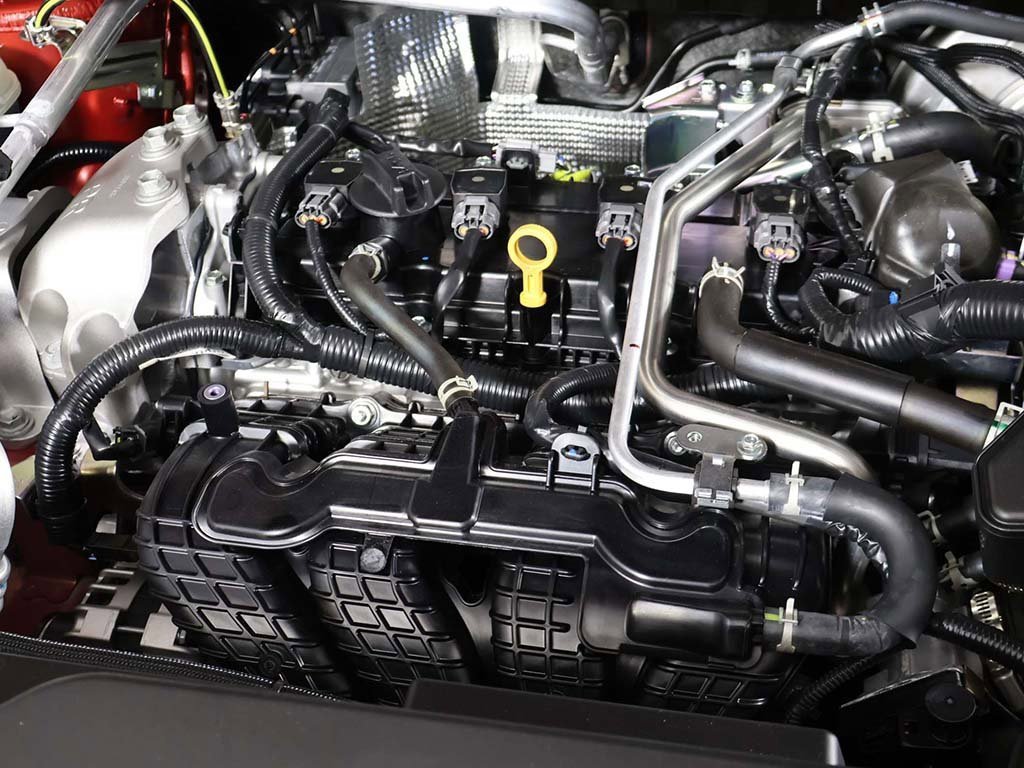 New 2025 Mitsubishi Outlander SE image 19