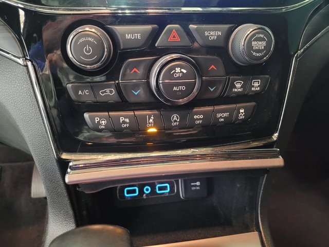 Used 2019 Jeep Grand Cherokee Limited X image 44