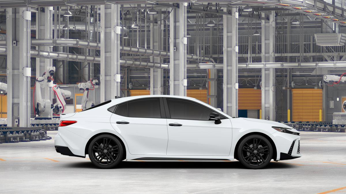 New 2026 Toyota Camry Hybrid image 12