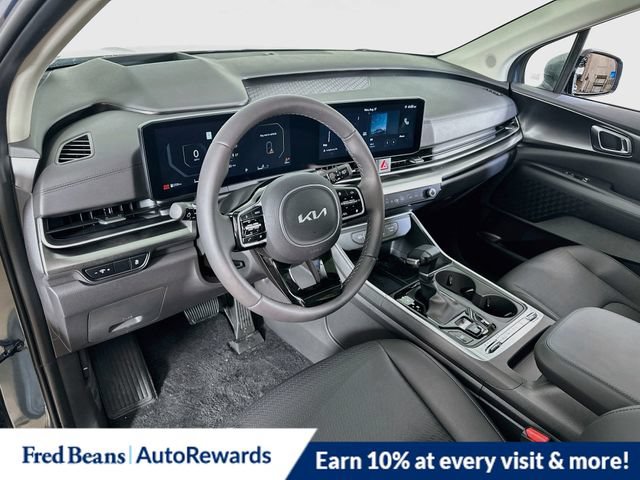 New 2025 Kia Carnival SX Prestige FWD image 19