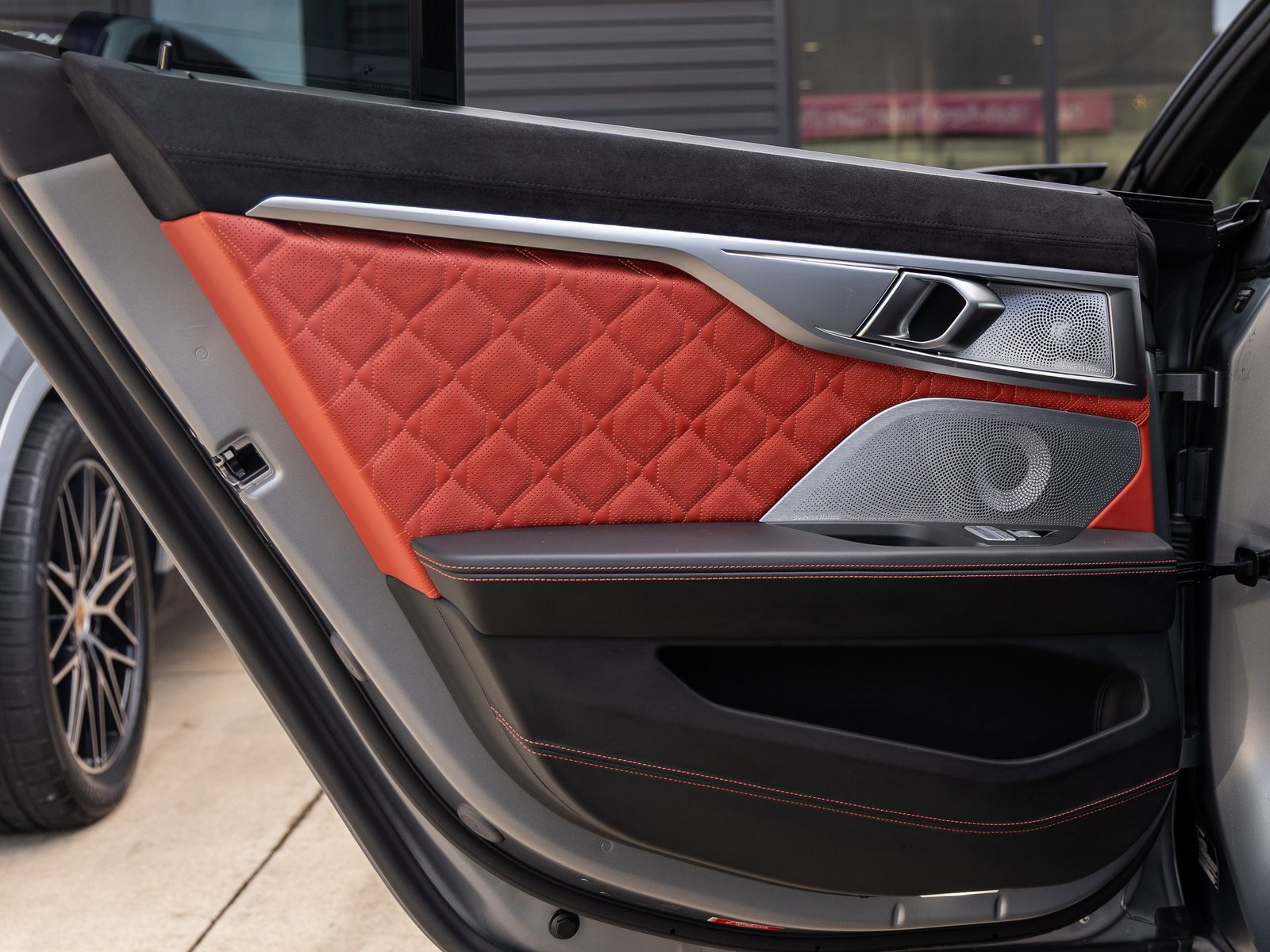 Used 2025 BMW M8 Competition image 33