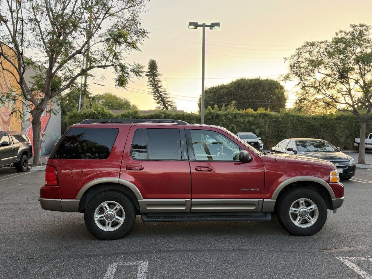 Used 2002 Ford Explorer Eddie Bauer AWD/4WD image 7