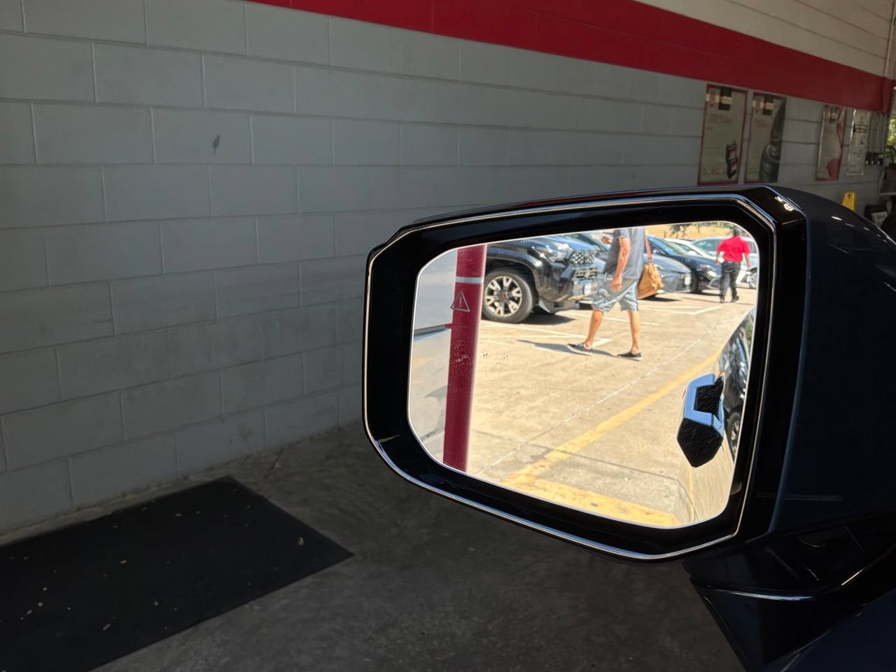 Used 2026 Hyundai Palisade SEL FWD image 23