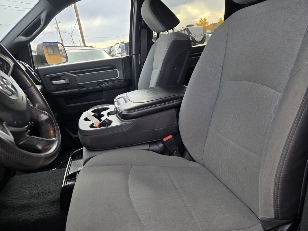 Used 2022 RAM 2500 Big Horn image 15