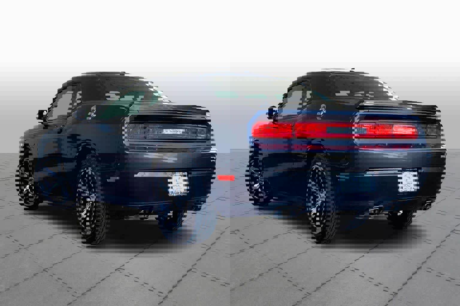 Used 2014 Dodge Challenger R/T image 12