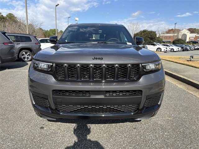 New 2025 Jeep Grand Cherokee L Altitude video 2