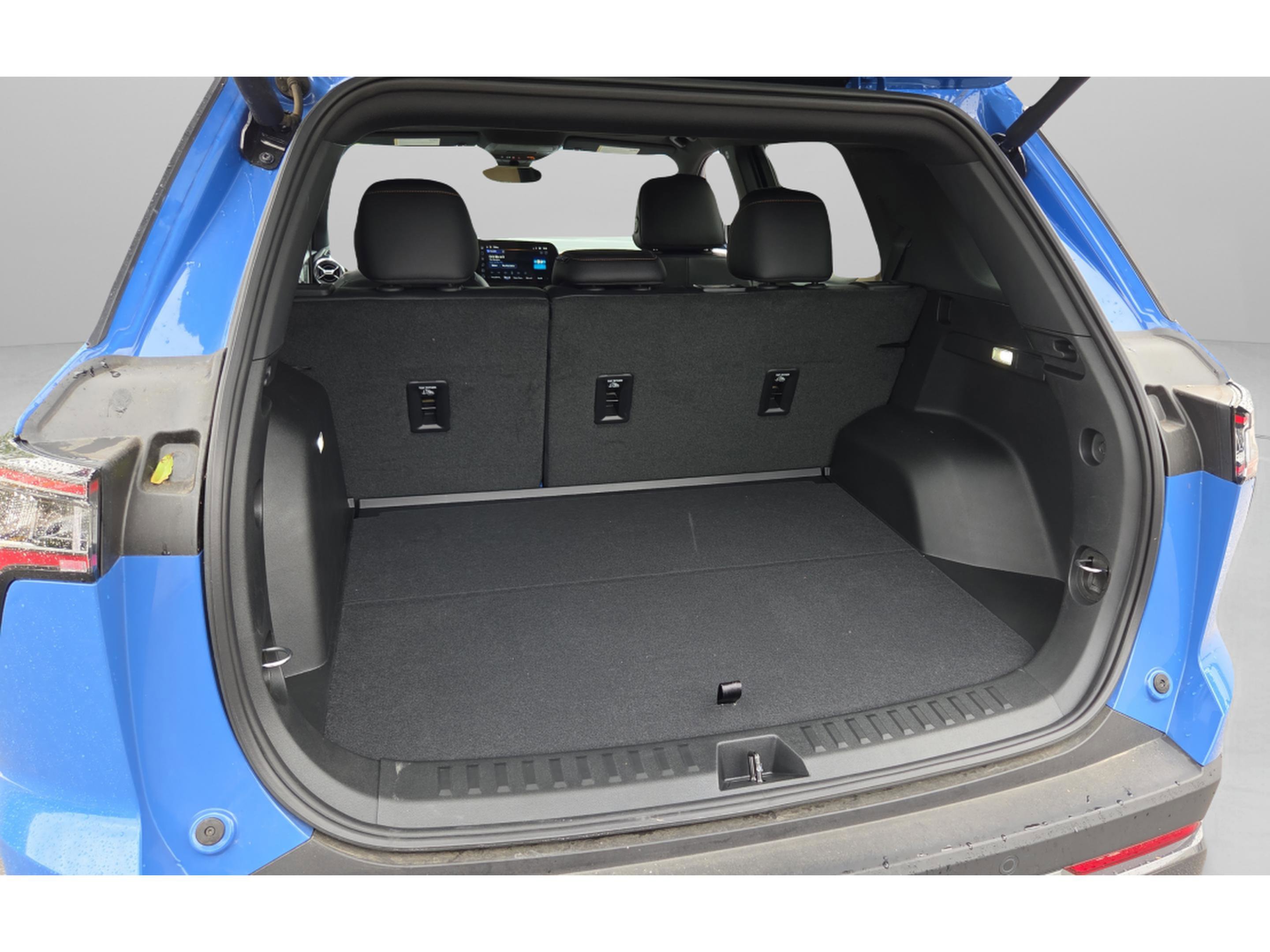 Certified 2025 Chevrolet Equinox ACTIV w/ Safety and Technology Package AWD/4WD image 13