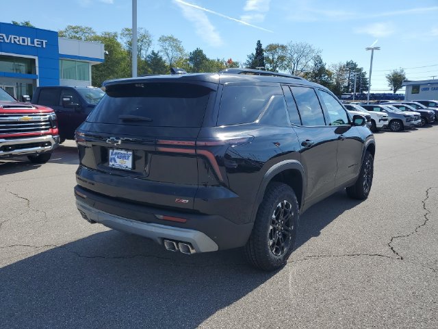 New 2027 Chevrolet Traverse Z71 w/ Enhanced Driving Package AWD/4WD image 4