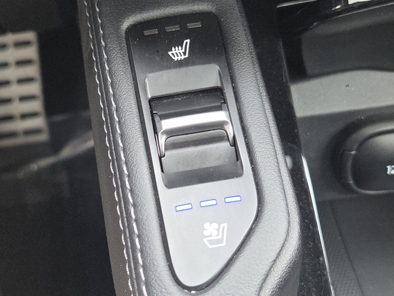 Used 2024 Kia Telluride SX X-Pro image 7