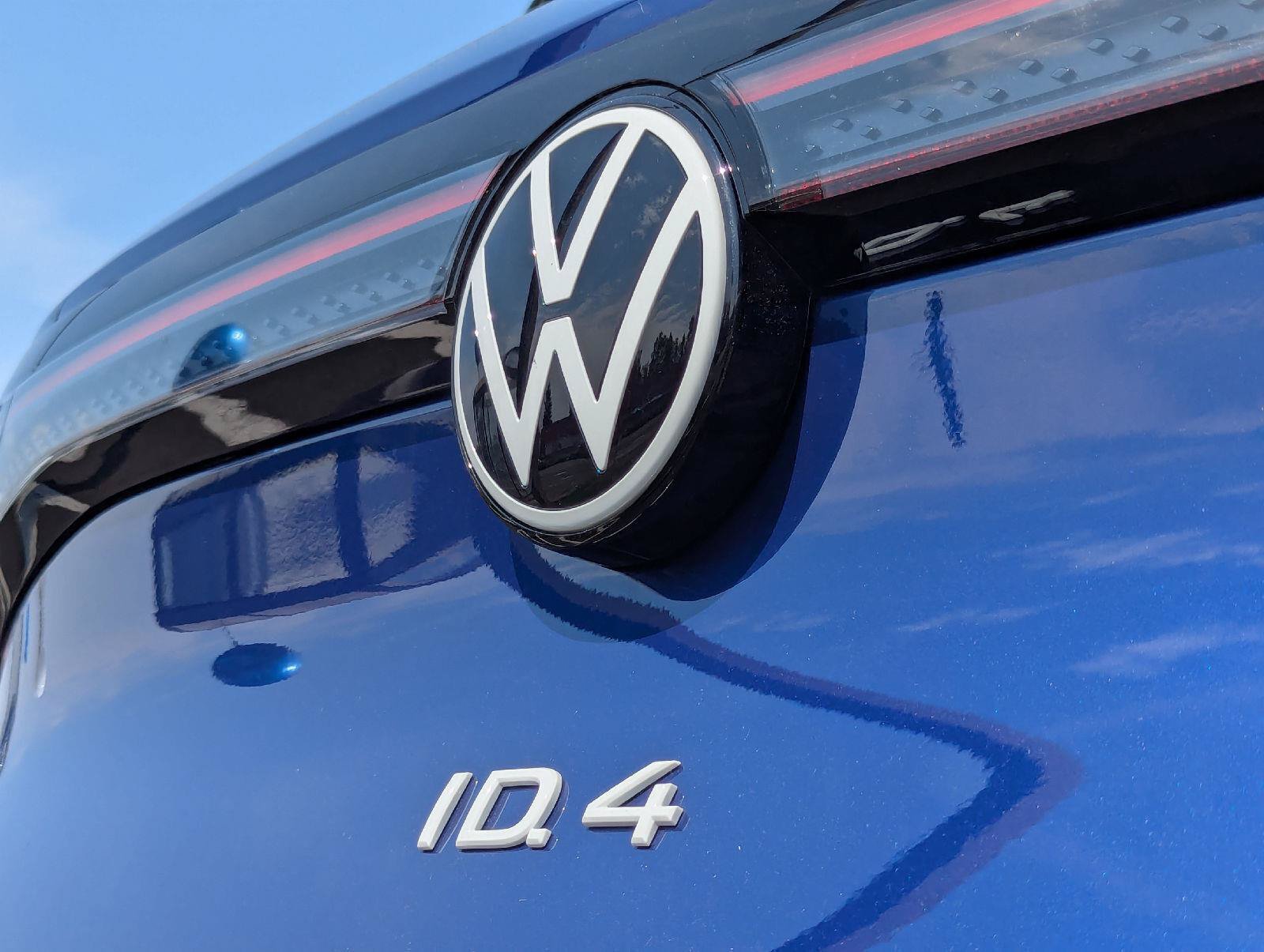 Used 2022 Volkswagen ID.4 Pro S AWD/4WD image 32