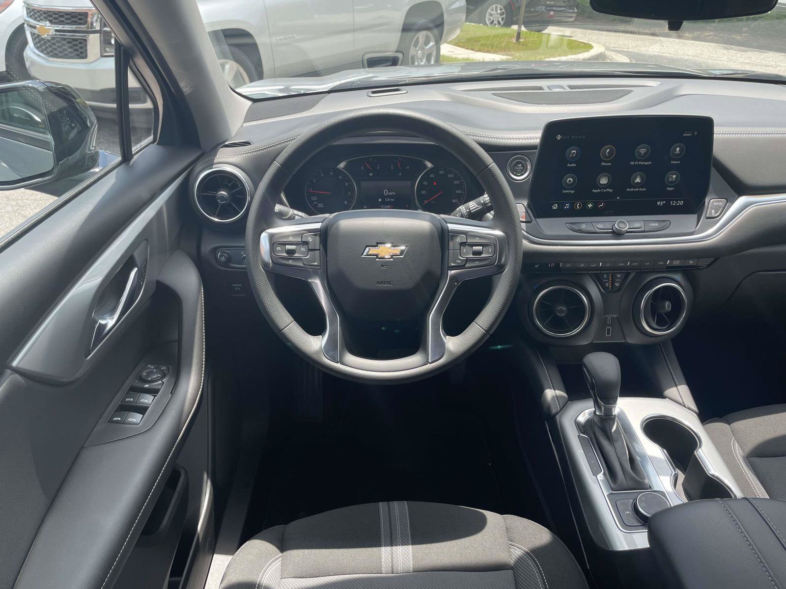 Used 2024 Chevrolet Blazer LT w/ Midnight/Sport Edition FWD image 2
