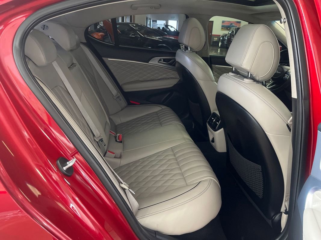 Used 2021 Genesis G70 2.0T w/ Prestige Package image 82
