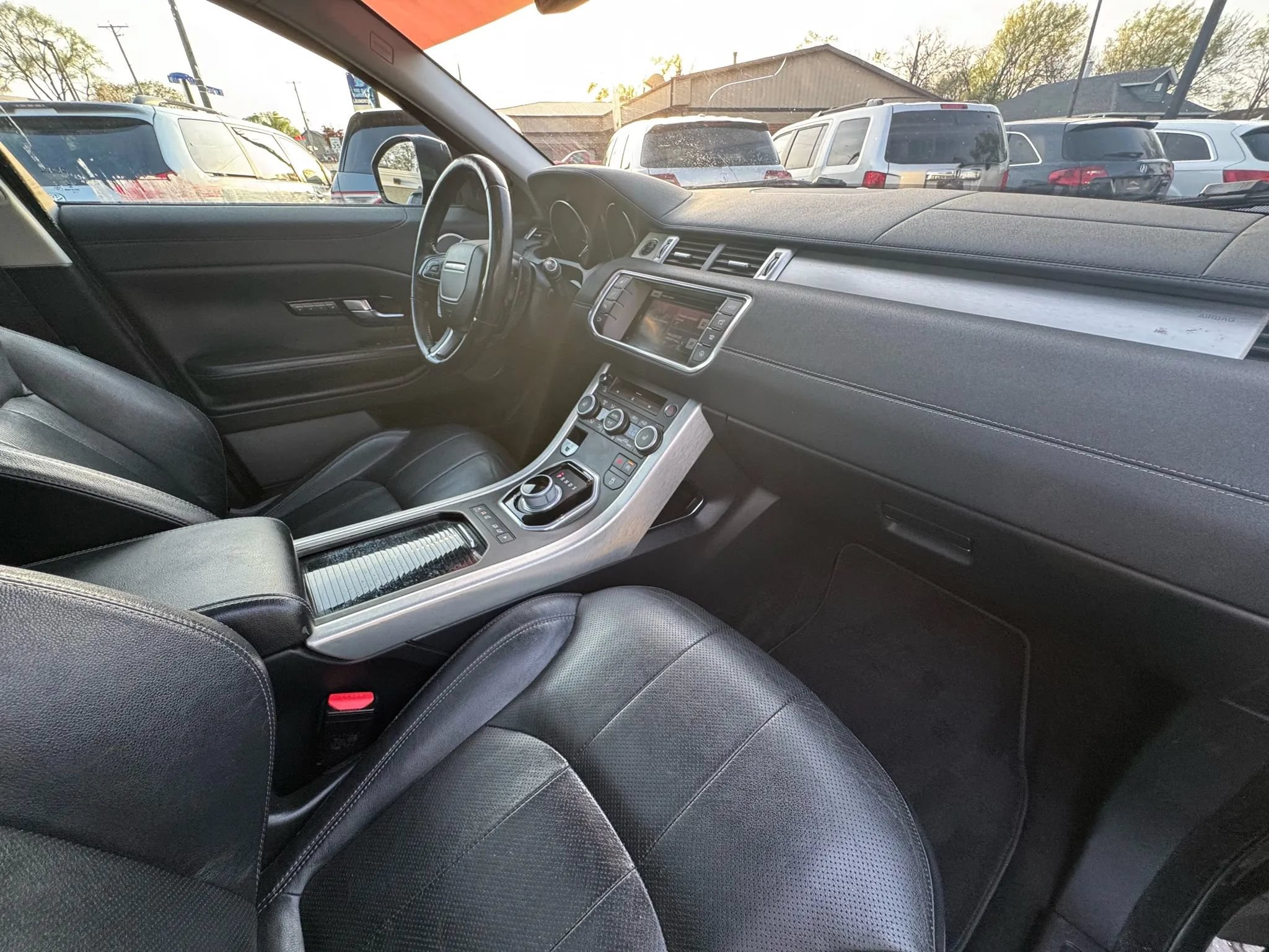 Used 2016 Land Rover Range Rover Evoque SE AWD/4WD image 19